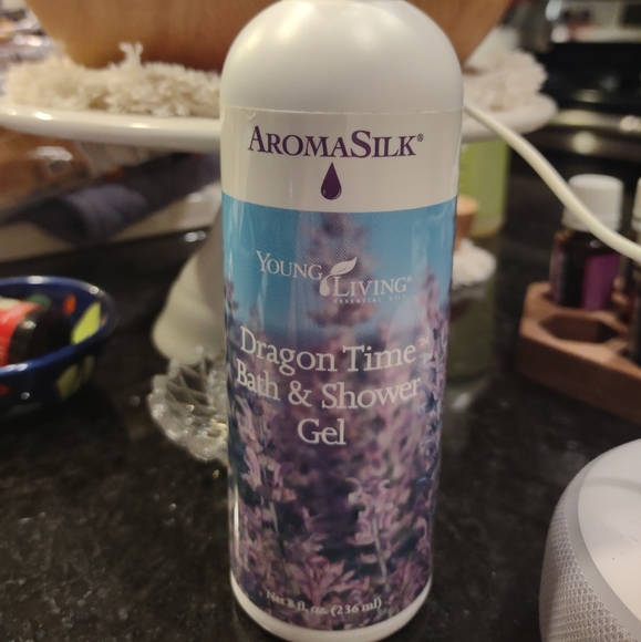 Young Living Bath & Body Nwt Young Living Dragon Time Bath Shower
